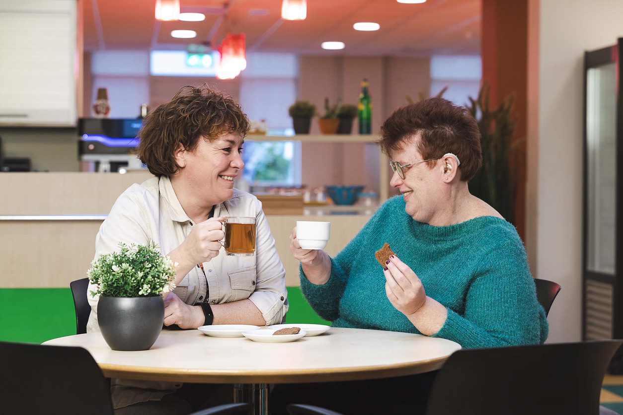 Elke van der Sanden is vrijwilligster van A tot Z