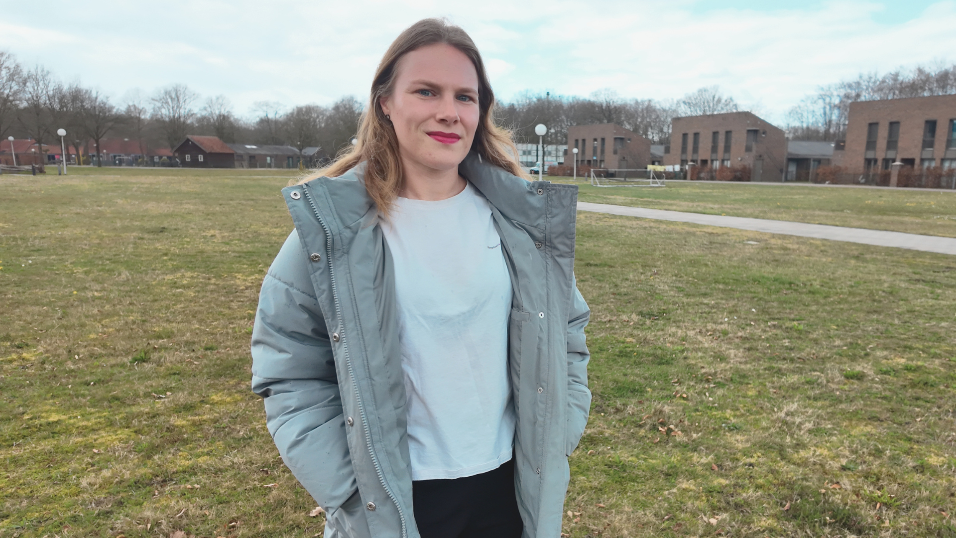 Als Ik Binnenkom, Hoor Ik Vaak Yes, Truus Is Er Weer!